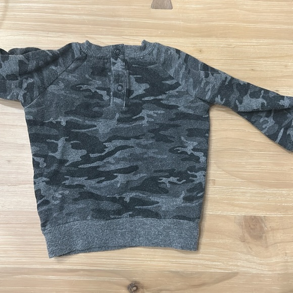 0-3 month camo outfit - Picture 3 of 4